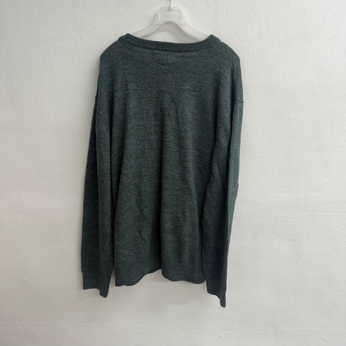 노티카 브이넥 꽈배기 니트 그레이 (XL) 상품이미지4