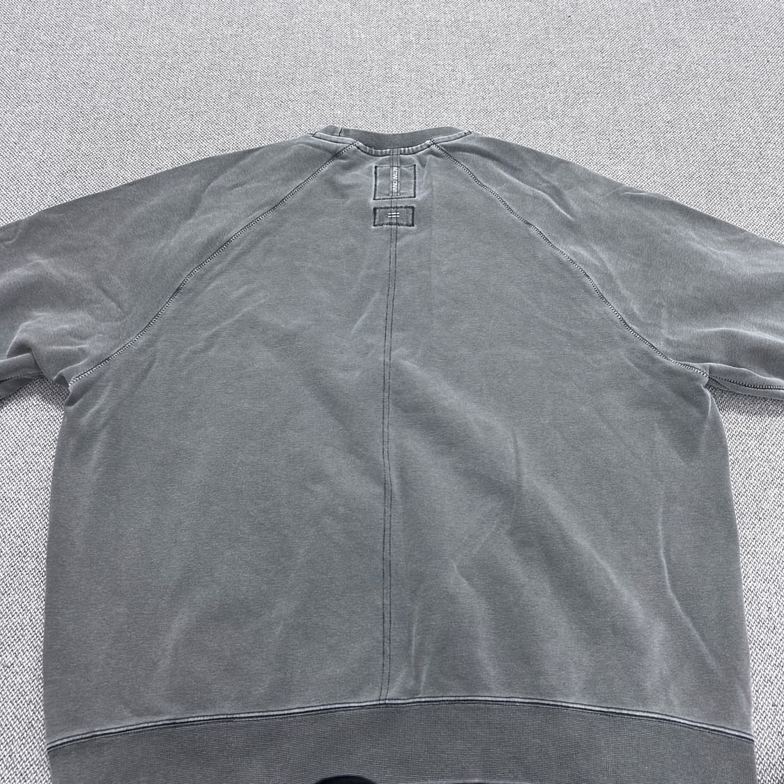 컨버스 X 어콜드워 피그먼트 워싱 맨투맨(L) 상품이미지8