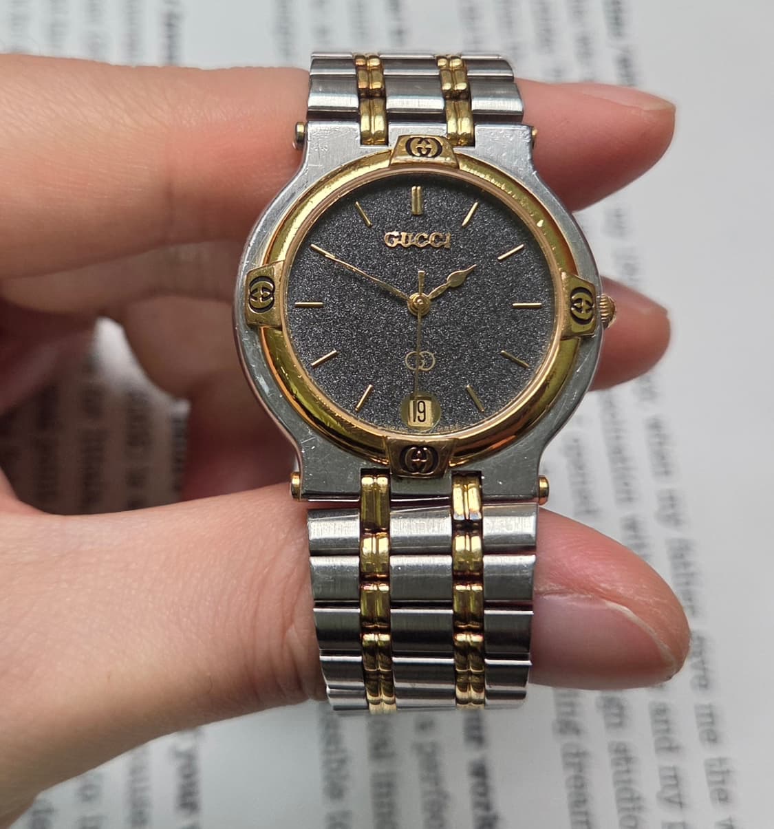 빈티지 구찌 클래식 9000m 스톤그레이 콤비 쿼츠 남성용 브레이슬릿 v 상품이미지3