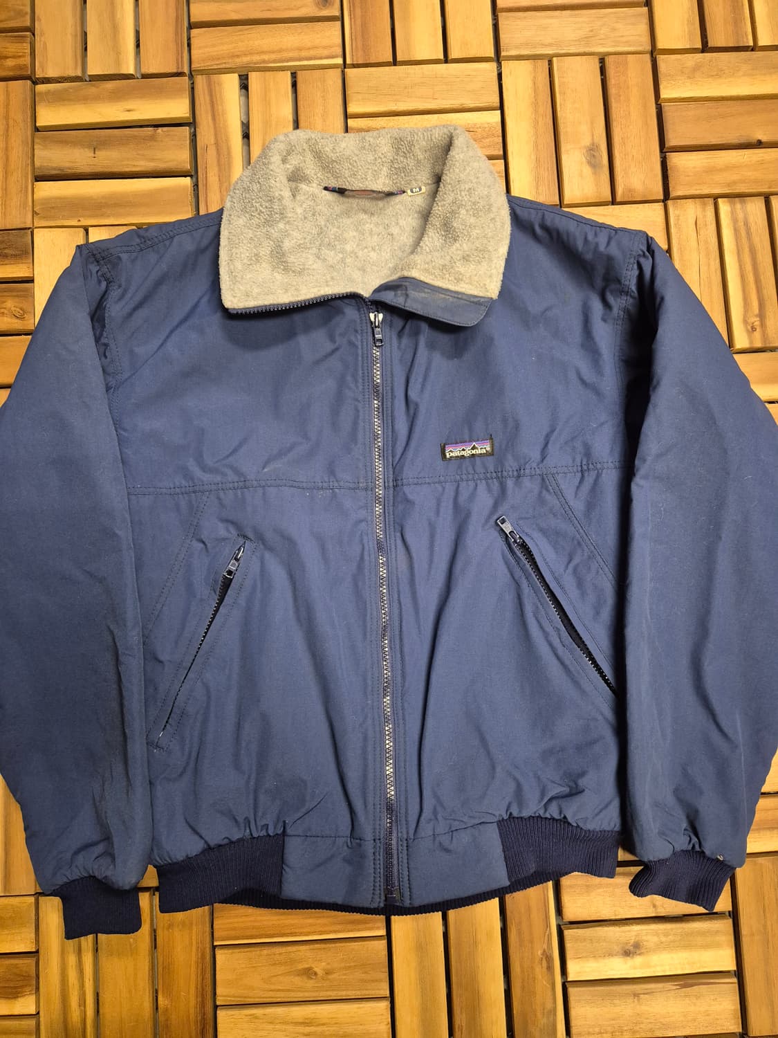 Patagonia 파타고니아 쉘드 신칠라 봄버 자켓 navy blue 상품이미지2