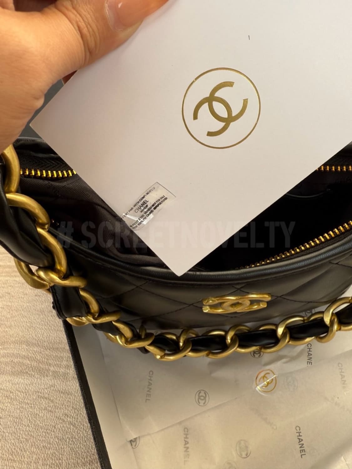 샤넬뷰티 골드체인 퀄팅 호보백 VIP 리미티드 상품이미지7