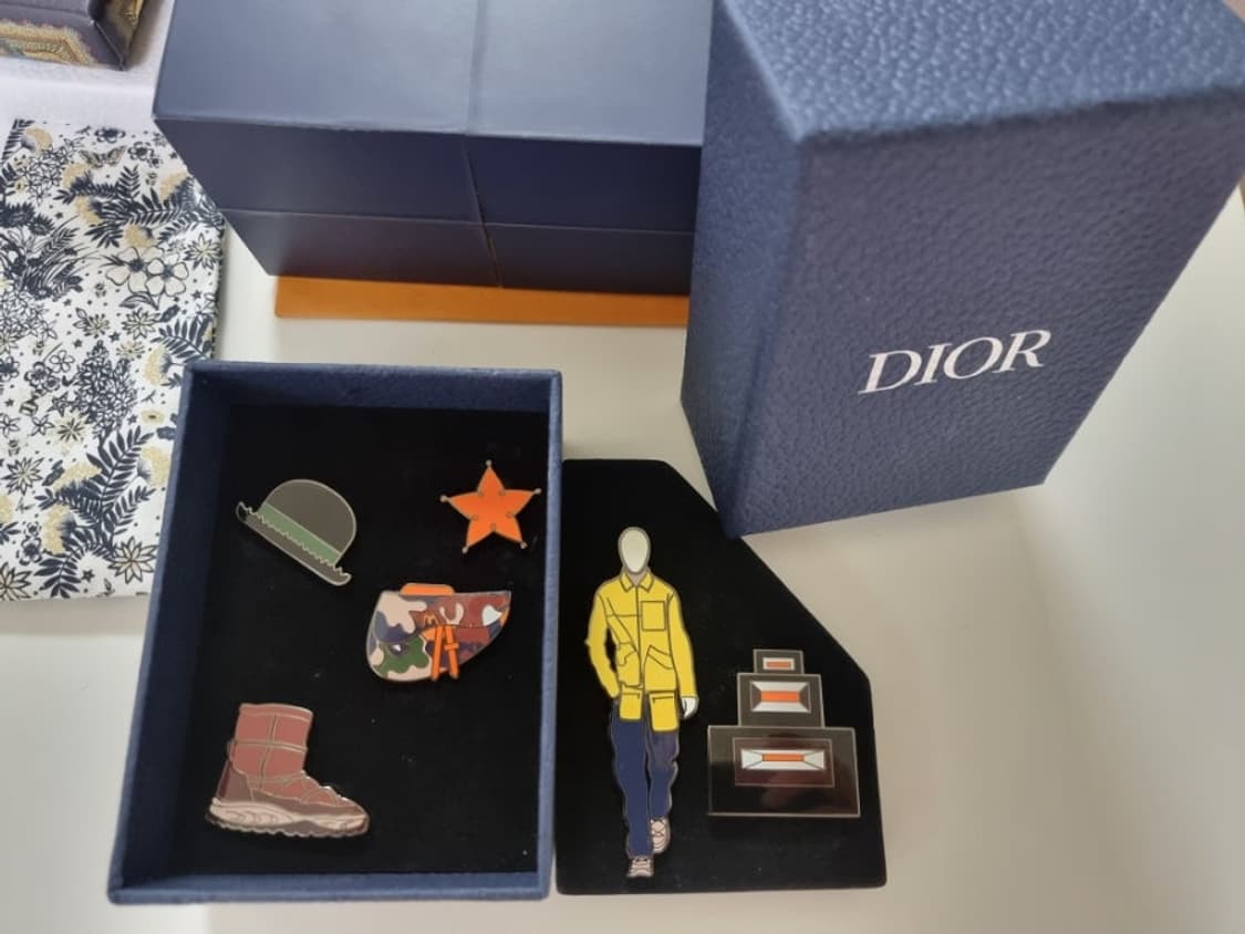디올 VIP 겨울 브로치 6종 세트 상품이미지3