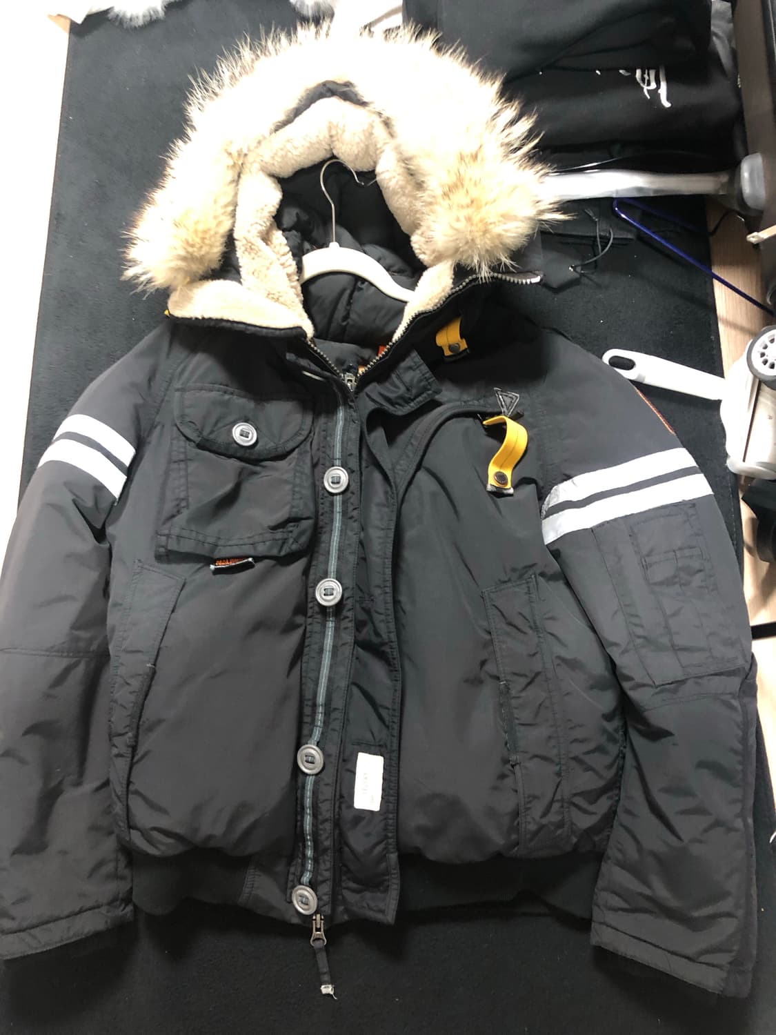 파라점퍼스 트라이브 한정판 매우급처.. M size 상품이미지3