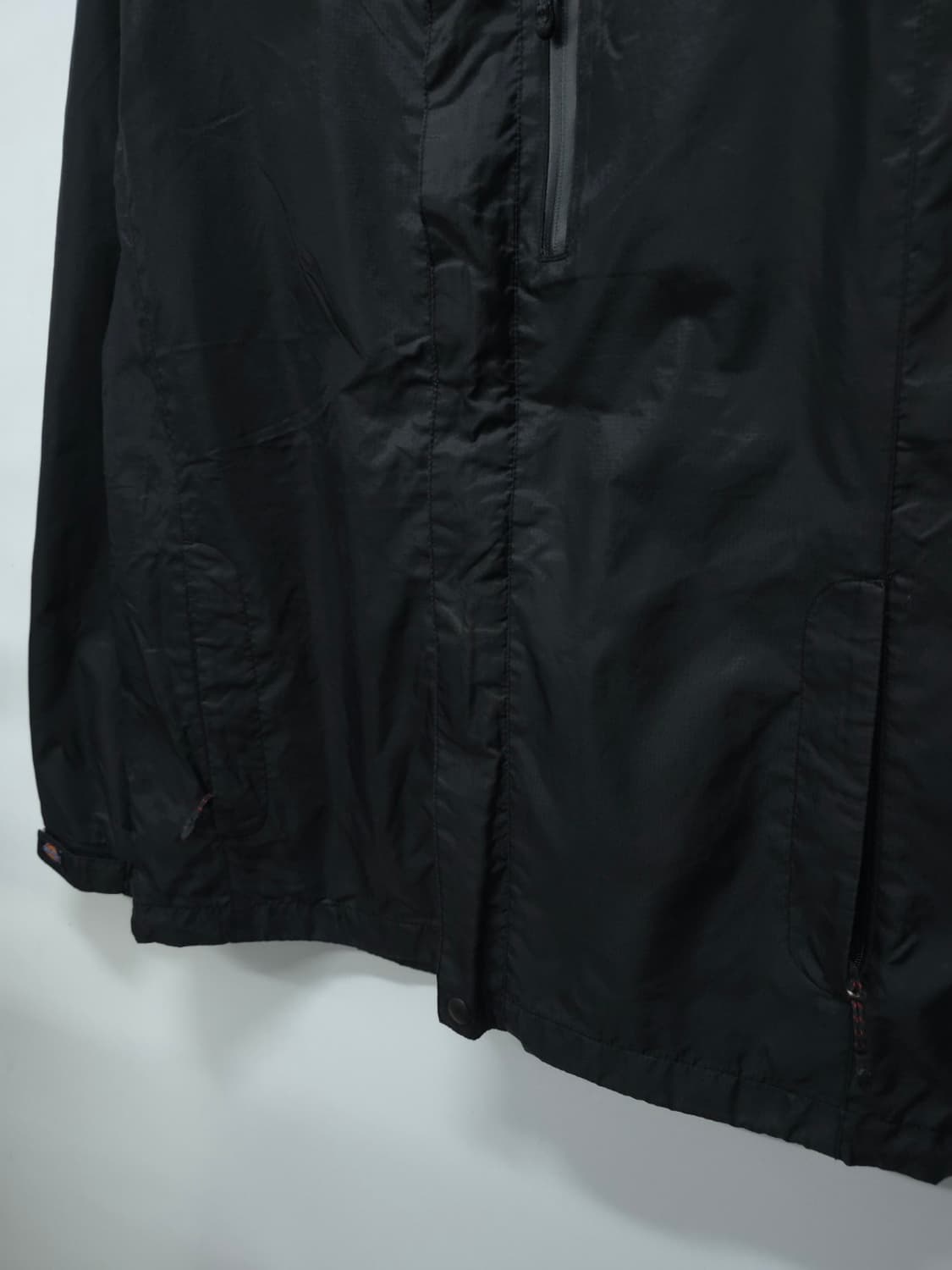 [디키즈] 블랙 후드 바람막이 점퍼 (95 사이즈) 상품이미지4