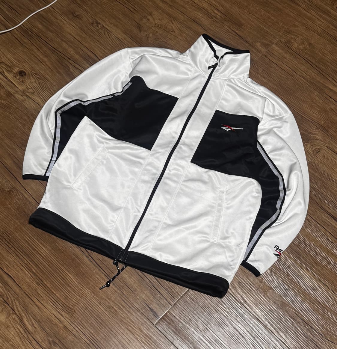 [M] 리복 블랙 화이트 오버핏 져지 트랙탑 상품이미지1