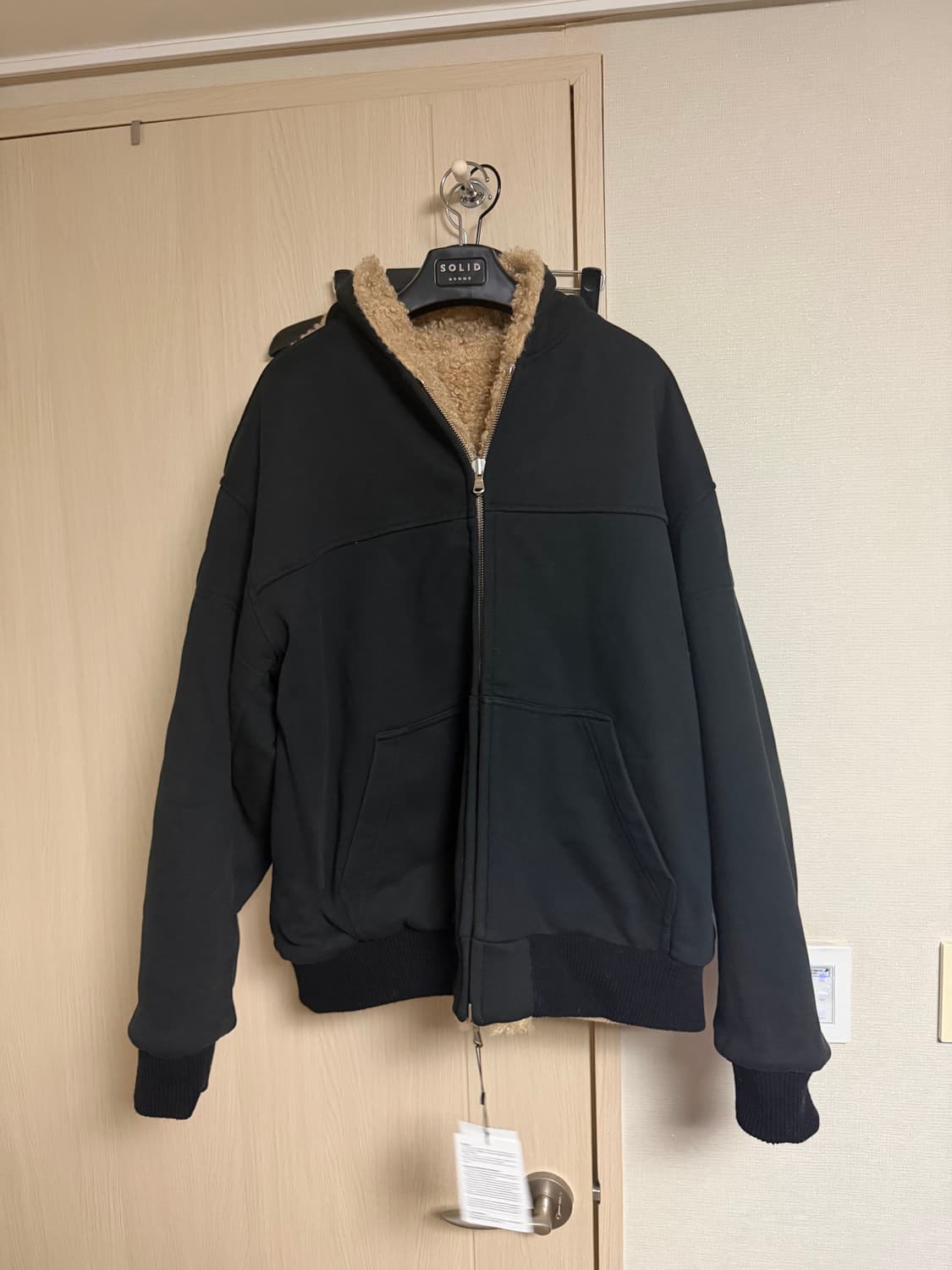 솔리드옴므 24fw 리버시블 부클 무스탕 점퍼 상품이미지3