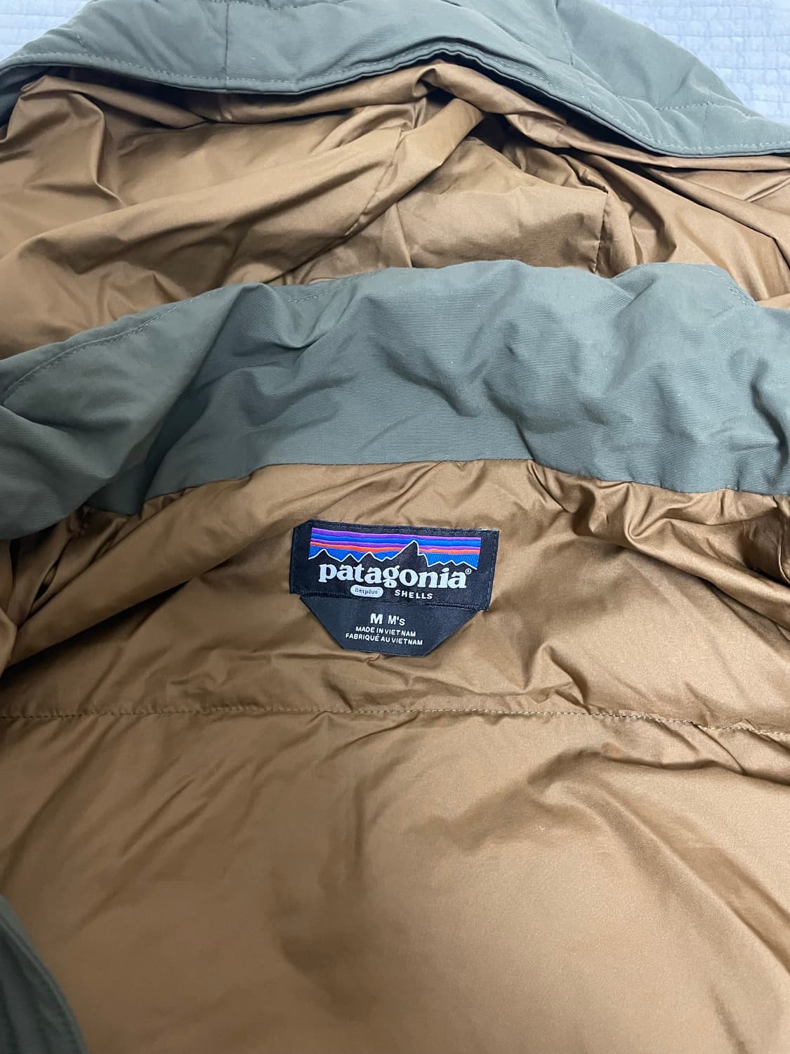 파타고니아 다운리프트 패딩 상품이미지2