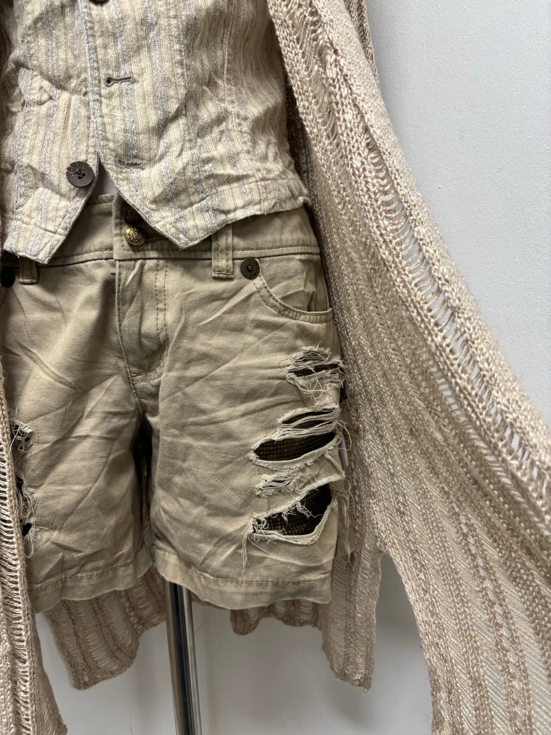 Gold Detail Damaged Y2K Short Pants 상품이미지4