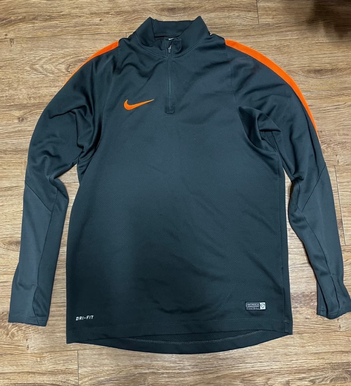 나이키 드라이핏 긴팔 상품이미지1