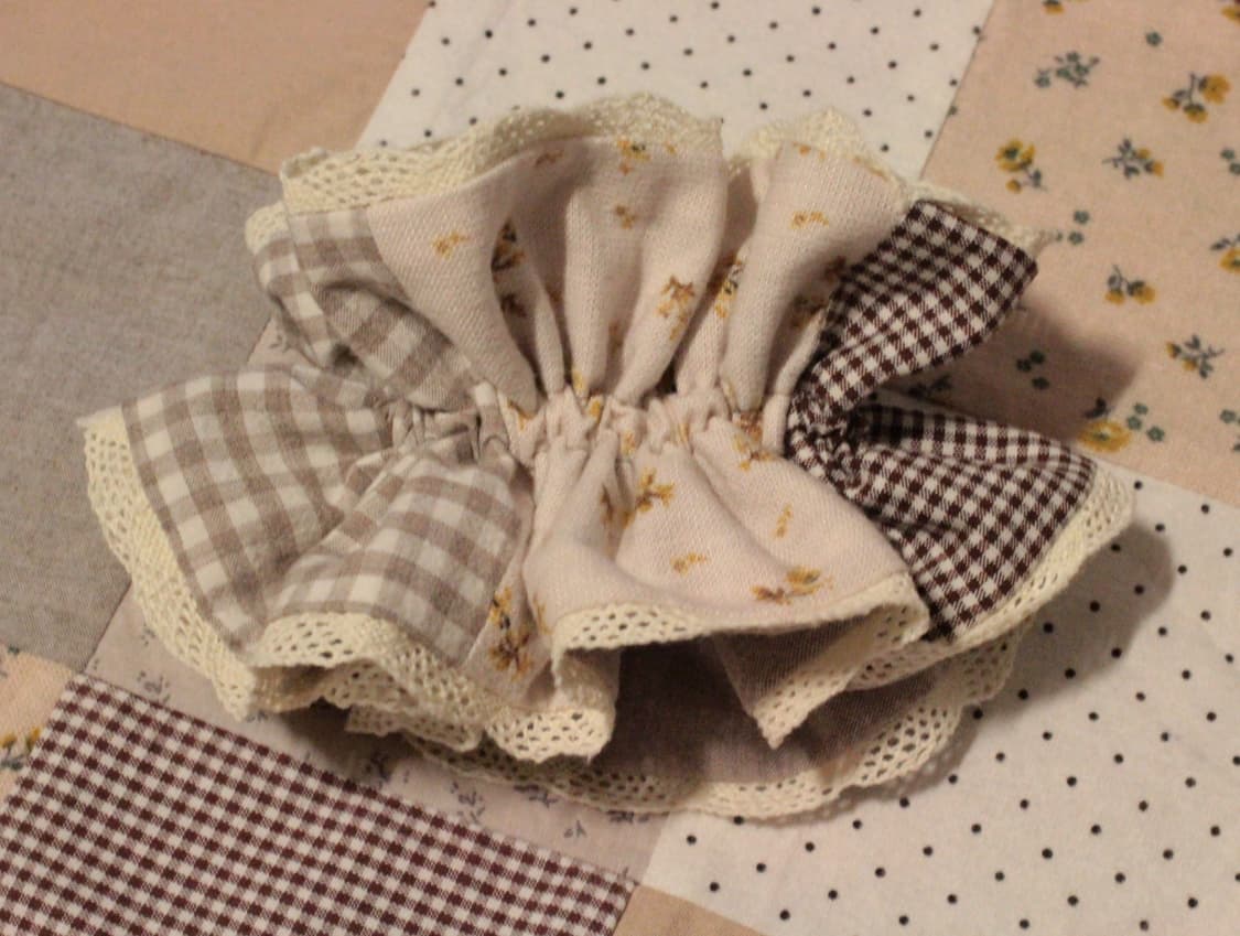 핸드메이드 레이스 스크런치  상품이미지1