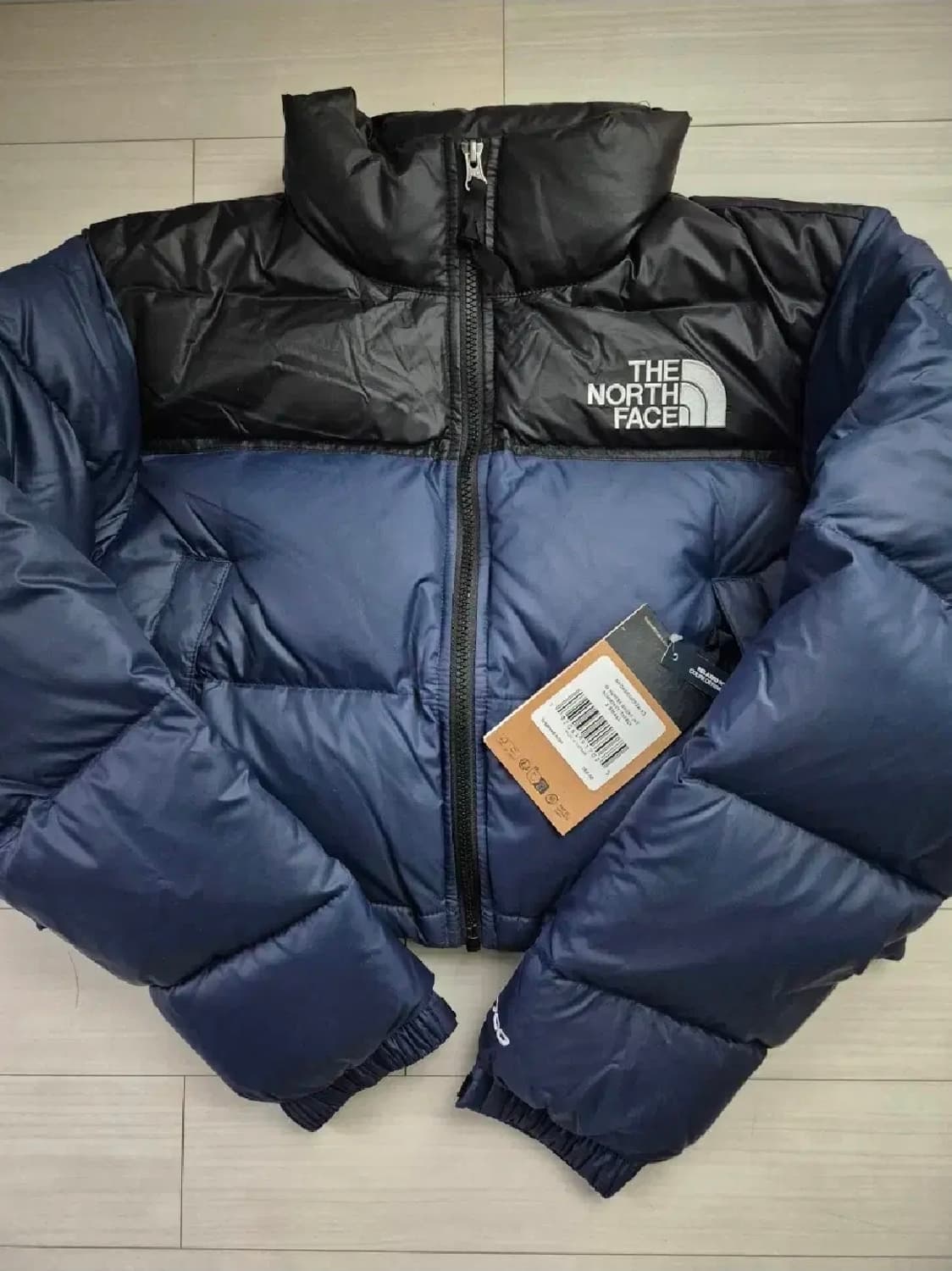 1996 노스페이스 크롭 눕시 700fill 네이비 상품이미지4