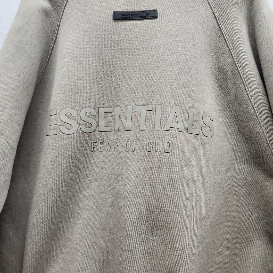 피어오브갓 에센셜 백 3d 실리콘 빅로고 스웻 맨투맨 3XL 상품이미지4