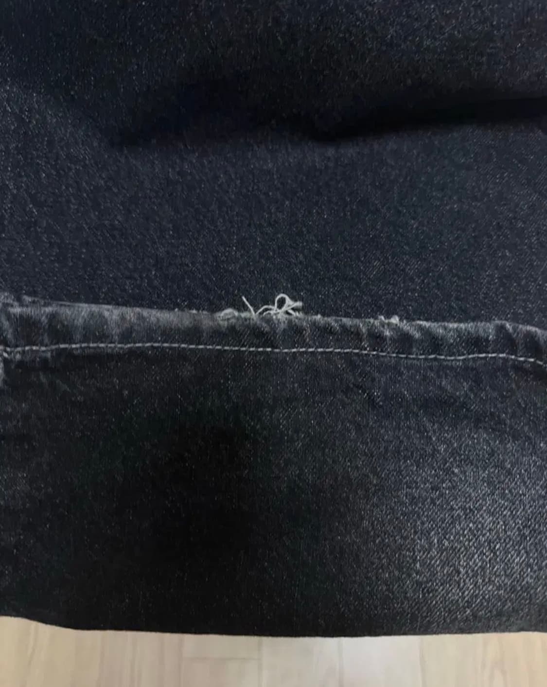 아캄 Side Rhinestone Denim Pants (Black) 2 상품이미지4