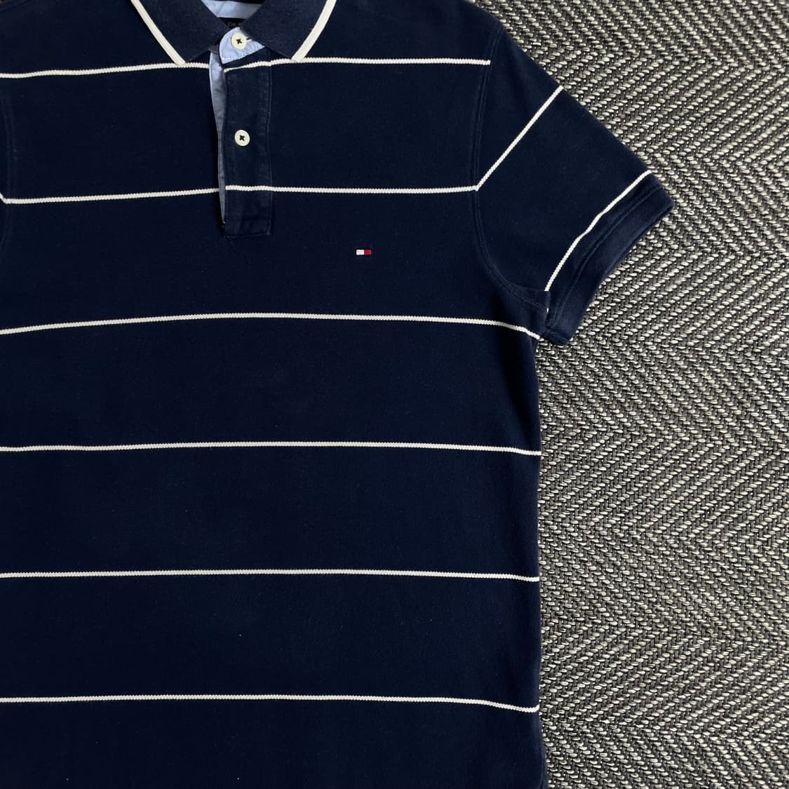 타미힐피거 스몰로고 미니멀 단가라 카라 티셔츠 o 3048 상품이미지2