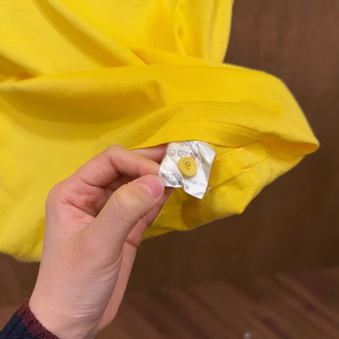 크리스찬 디올 반팔 티셔츠 카라넥 로고 자수 골지 디테일 옐로우 상품이미지8