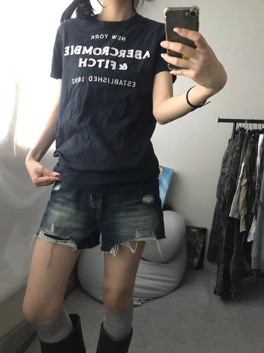 아베크롬비 네이비 반팔티셔츠 상품이미지1