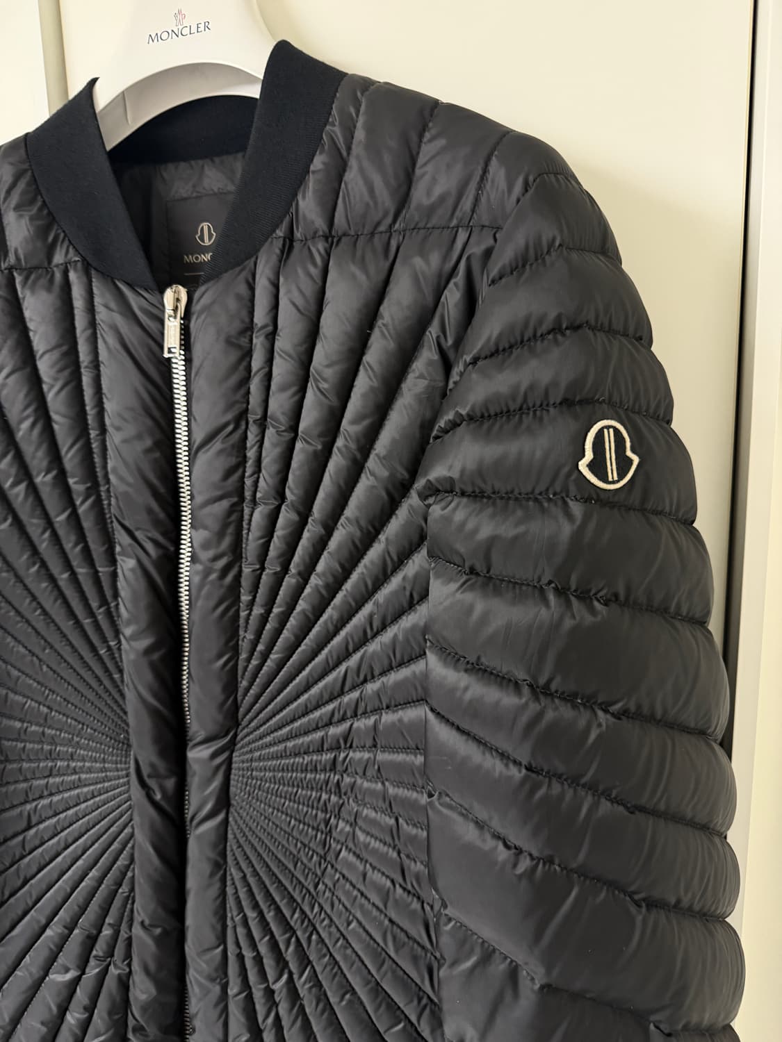 [3] 릭오웬스 X 몽클레어 래디언스 플라이트 패딩 상품이미지3