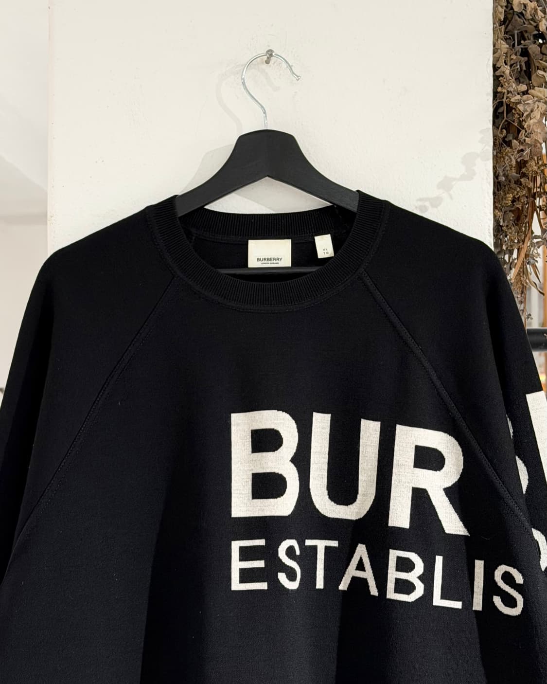 버버리 블랙 호스페리 로고 니트 스웨터 상품이미지4