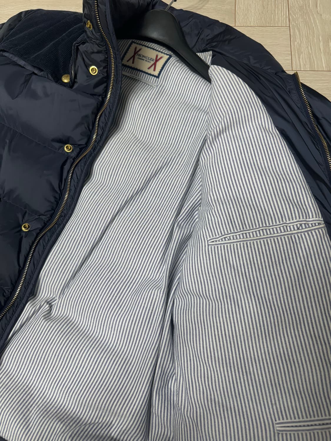 몽클레어 감마블루/ 패딩/ 2 상품이미지5