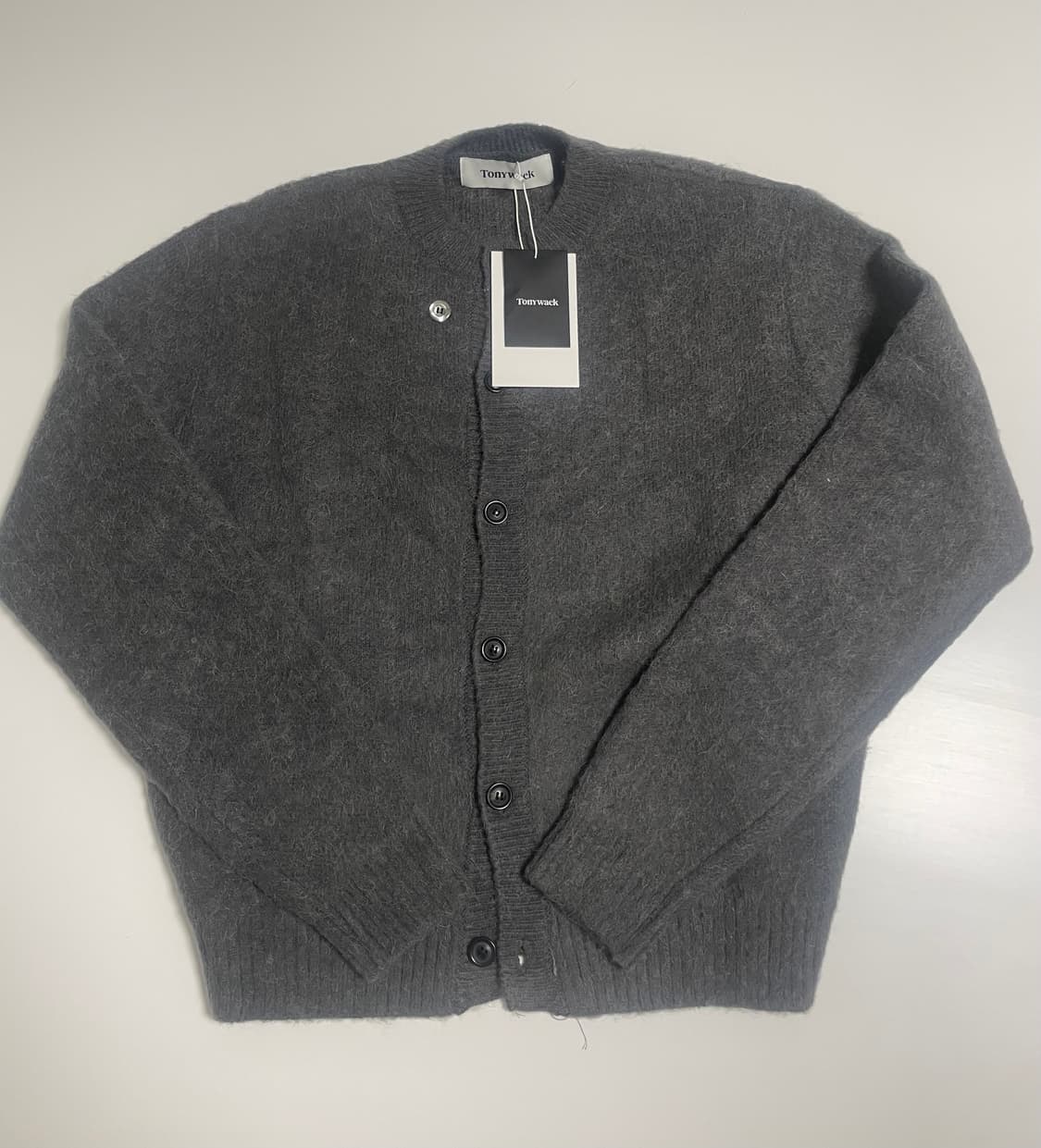 ALPACA MOHAIR CREW-NECK CARDIGAN_ CARBON 상품이미지3