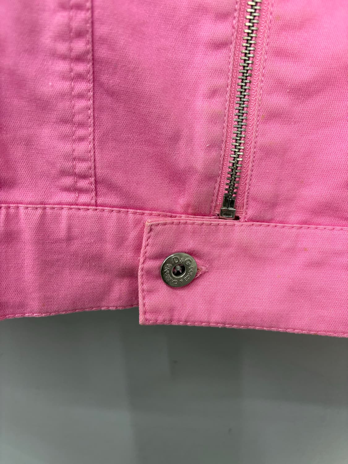 돌체앤가바나 핑크 크롭 데님 자켓 A3249 상품이미지3