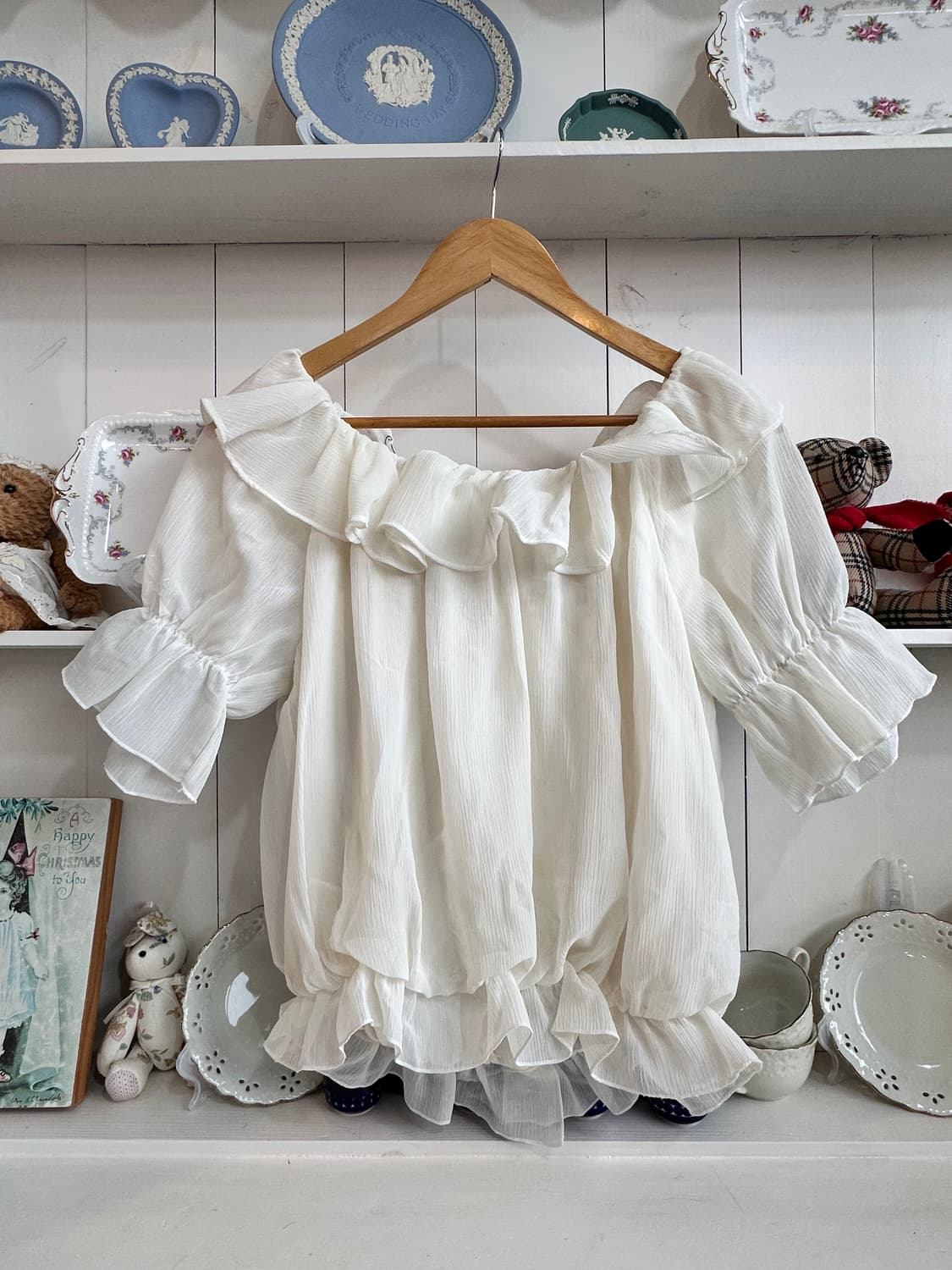 쉬폰 프릴 블라우스 화이트 퍼프 반팔 상품이미지4