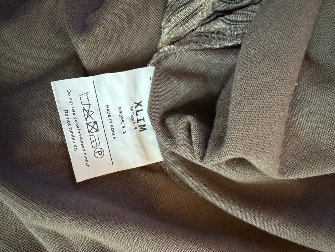 엑슬림 Xlim EP.5 Synopsis 01 브라운 반팔 상품이미지4