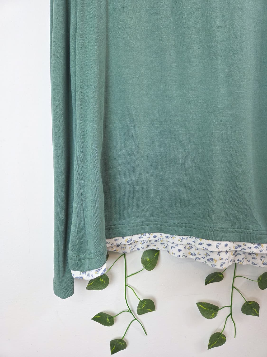 잔꽃 포인트 목폴라 슬리브 상품이미지3