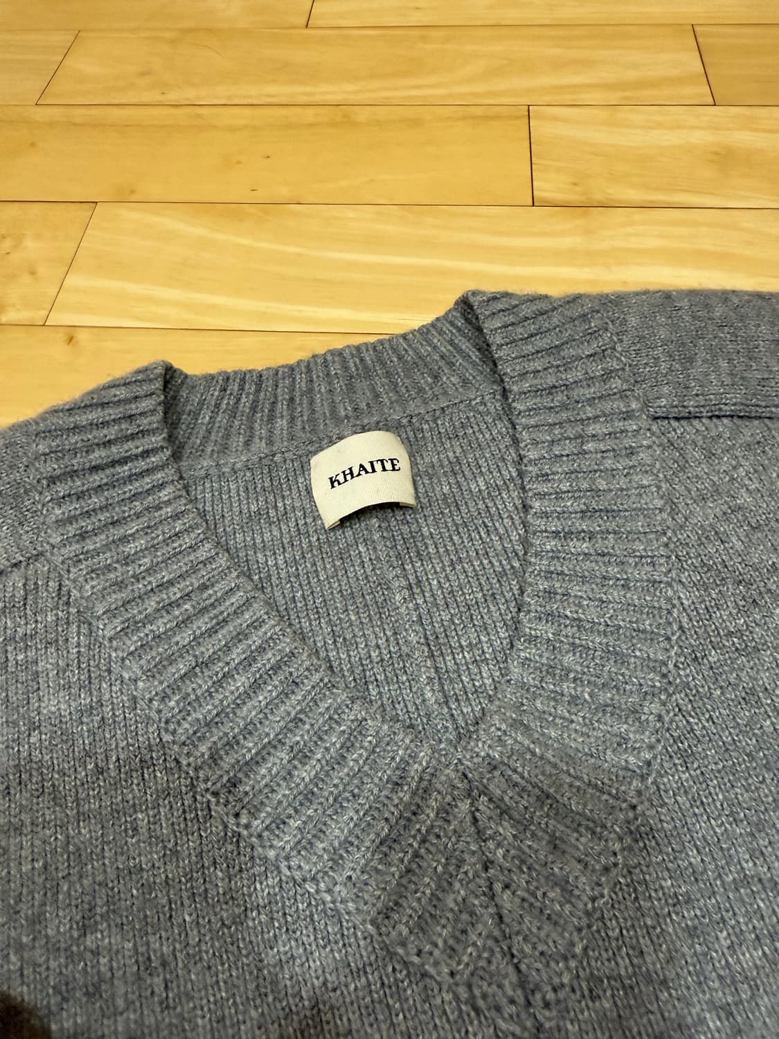 케이트 브이넥 오버사이즈 니트 상품이미지4