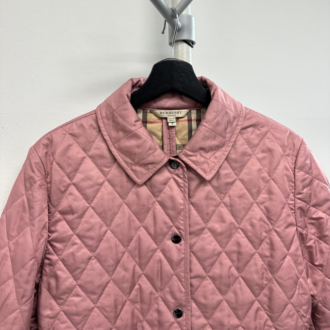 버버리 체크 디테일 퀼팅 자켓 상품이미지2