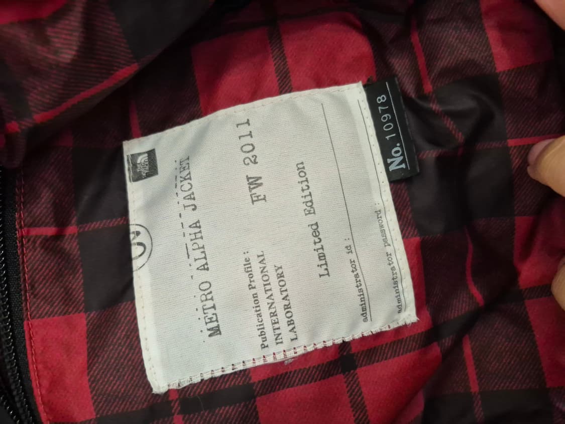 노스페이스 메트로 알파 여성 패딩 S 상품이미지4