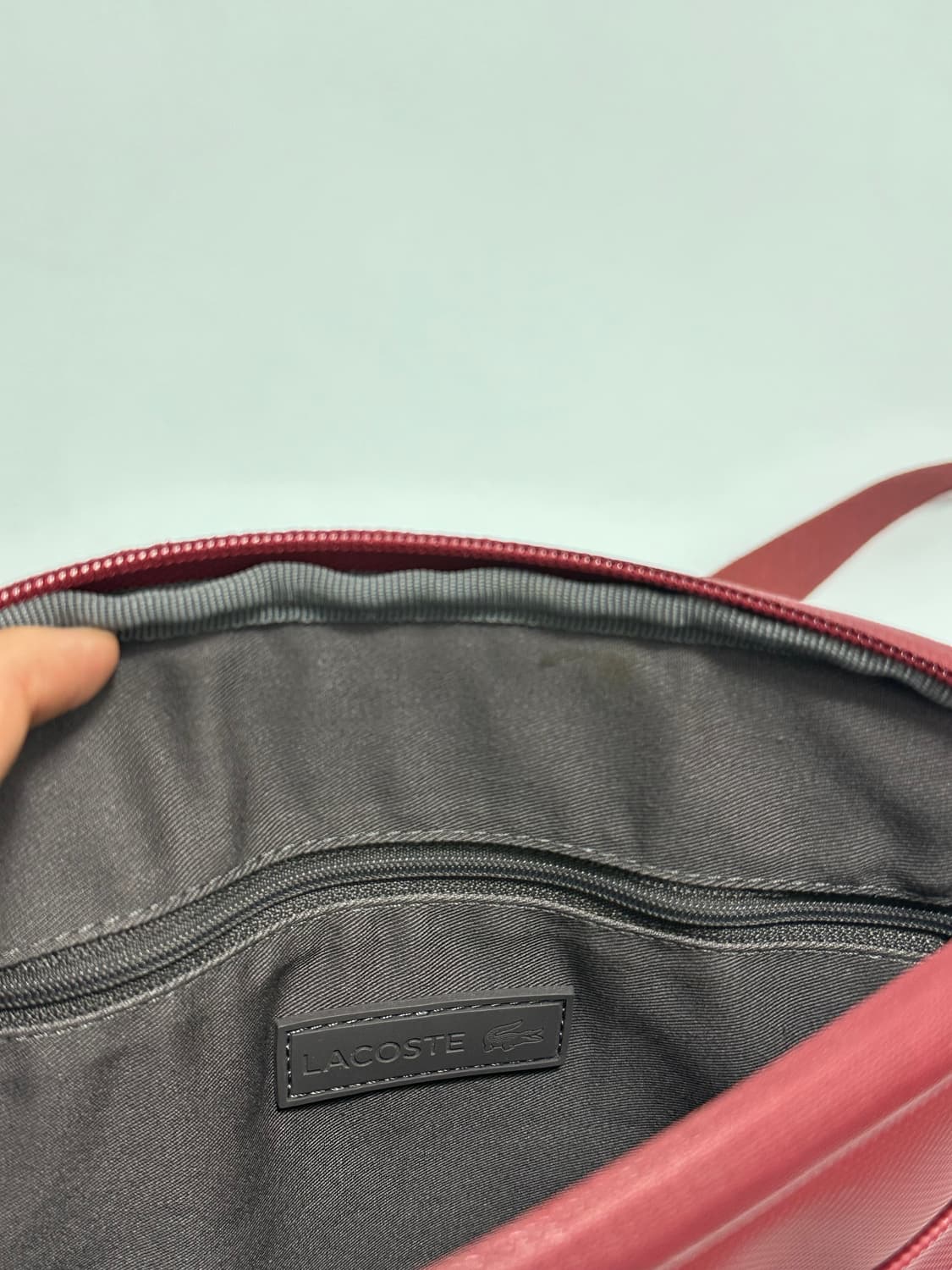 라코스테 크로스백 상품이미지8