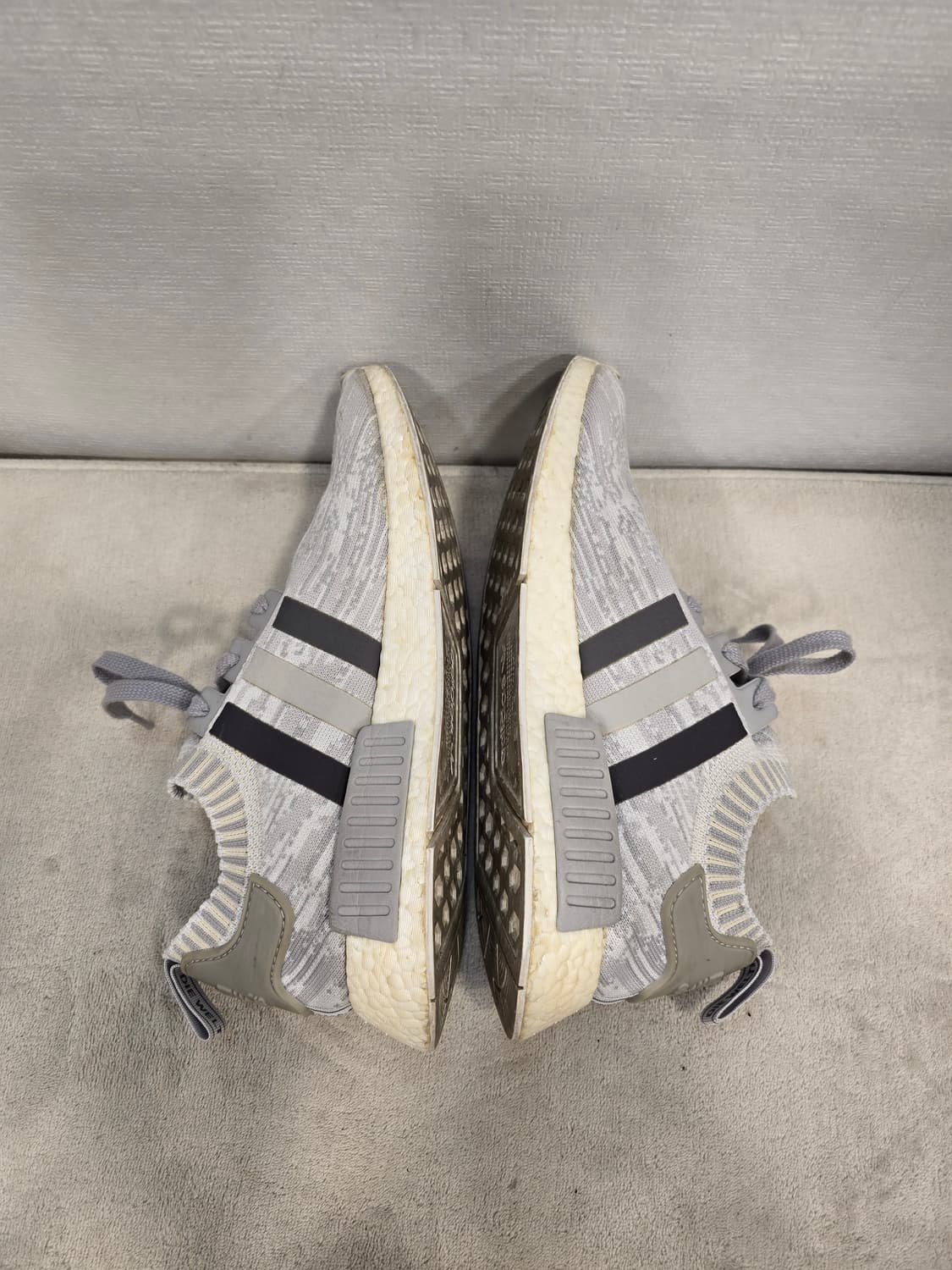아디다스 NMD R1 운동화 280 상품이미지6