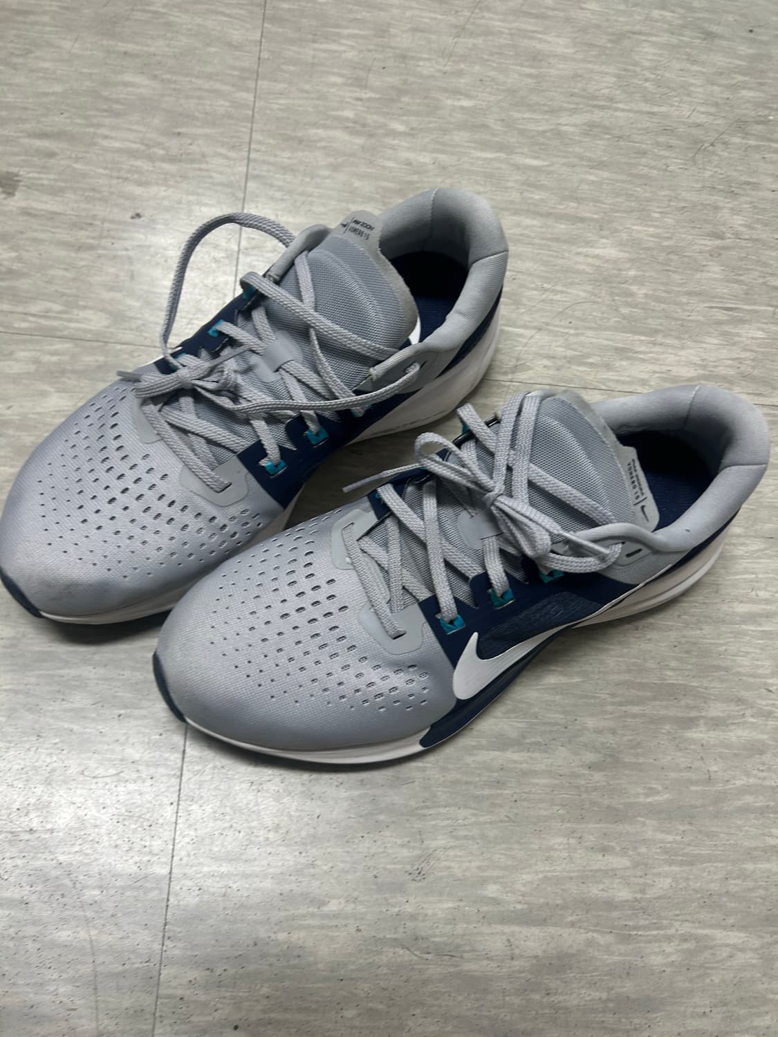 나이키 줌 보메로 15 남성 런닝화 275 상품이미지1