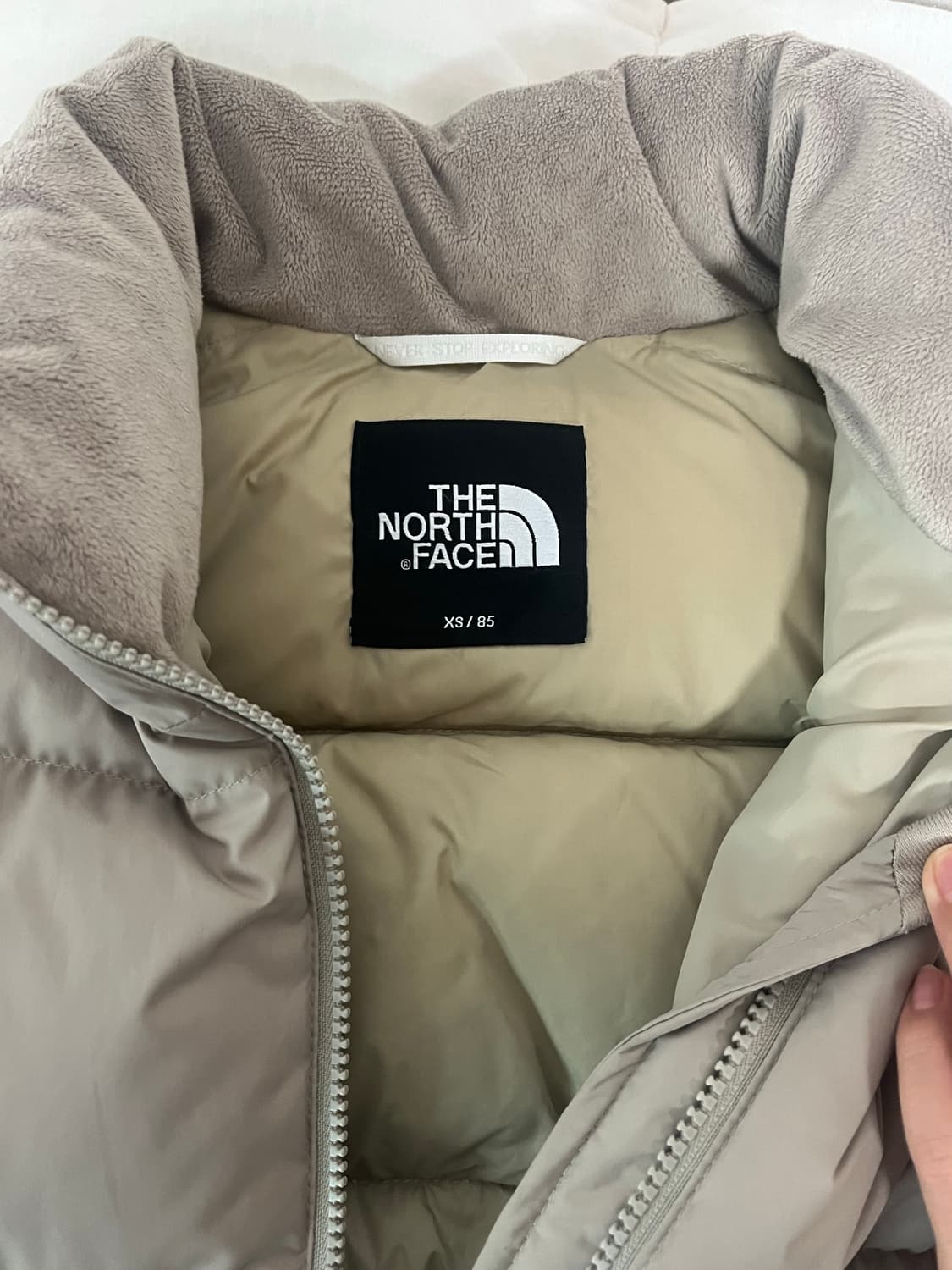 노스페이스 로프티 다운 숏패딩 (다크베이지) XS사이즈 상품이미지3
