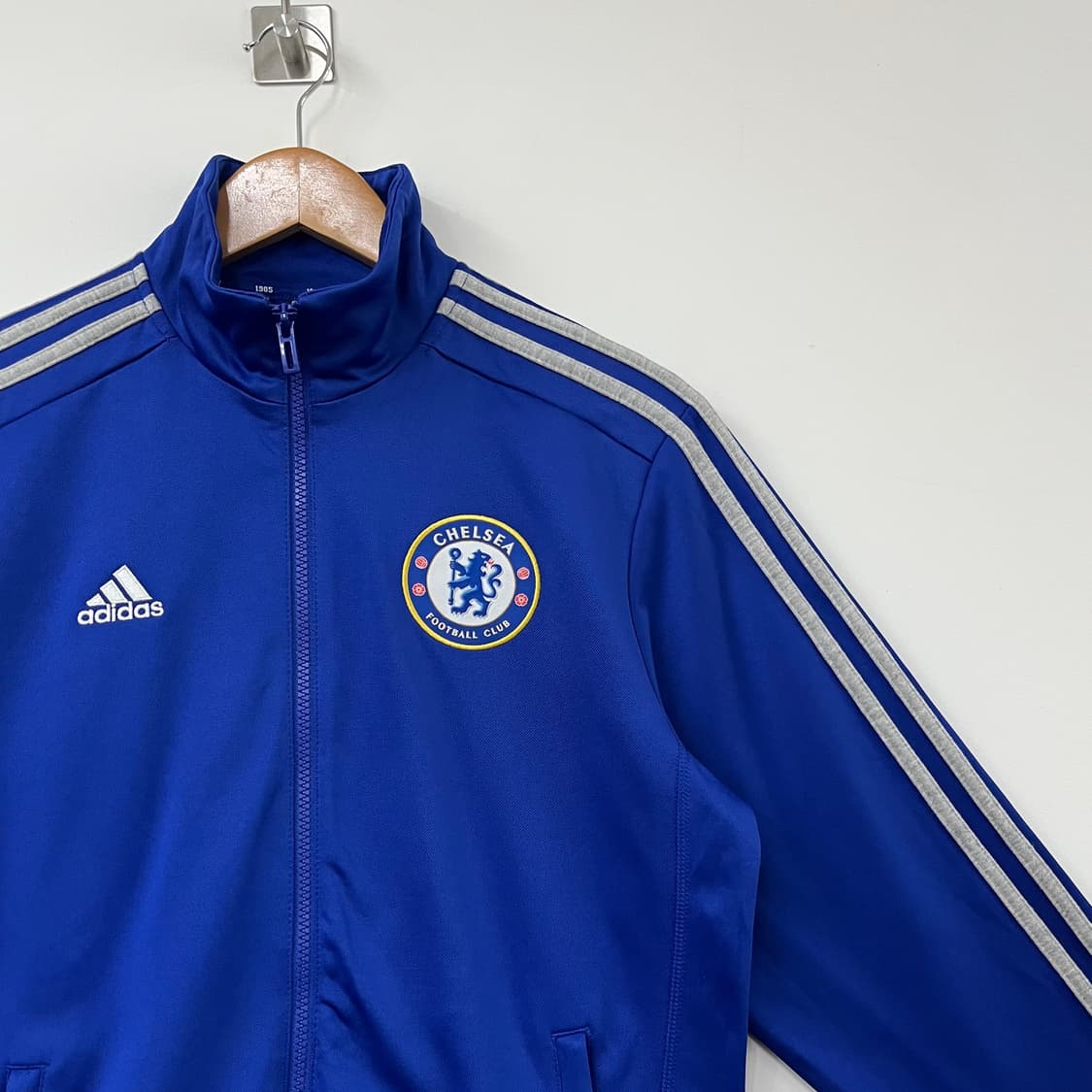 아디다스 첼시 그레이 삼선 블루 트랙탑 져지 상품이미지4