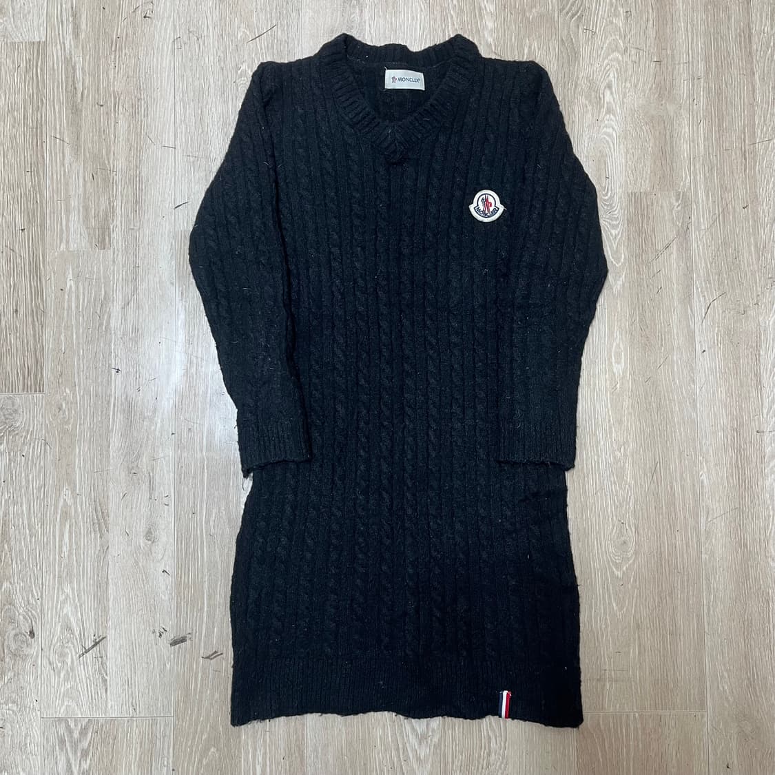 몽클레어 Moncler 여성 시그니처 자수 와펜 꽈배기 롱 니트 S(90 상품이미지1