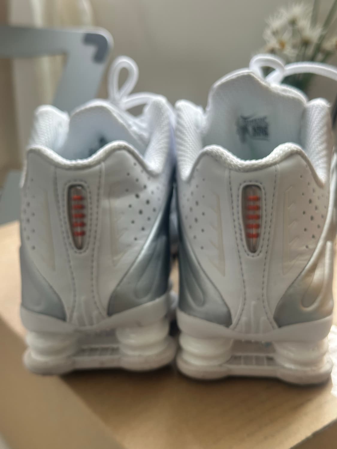 나이키 샥스 240 상품이미지3