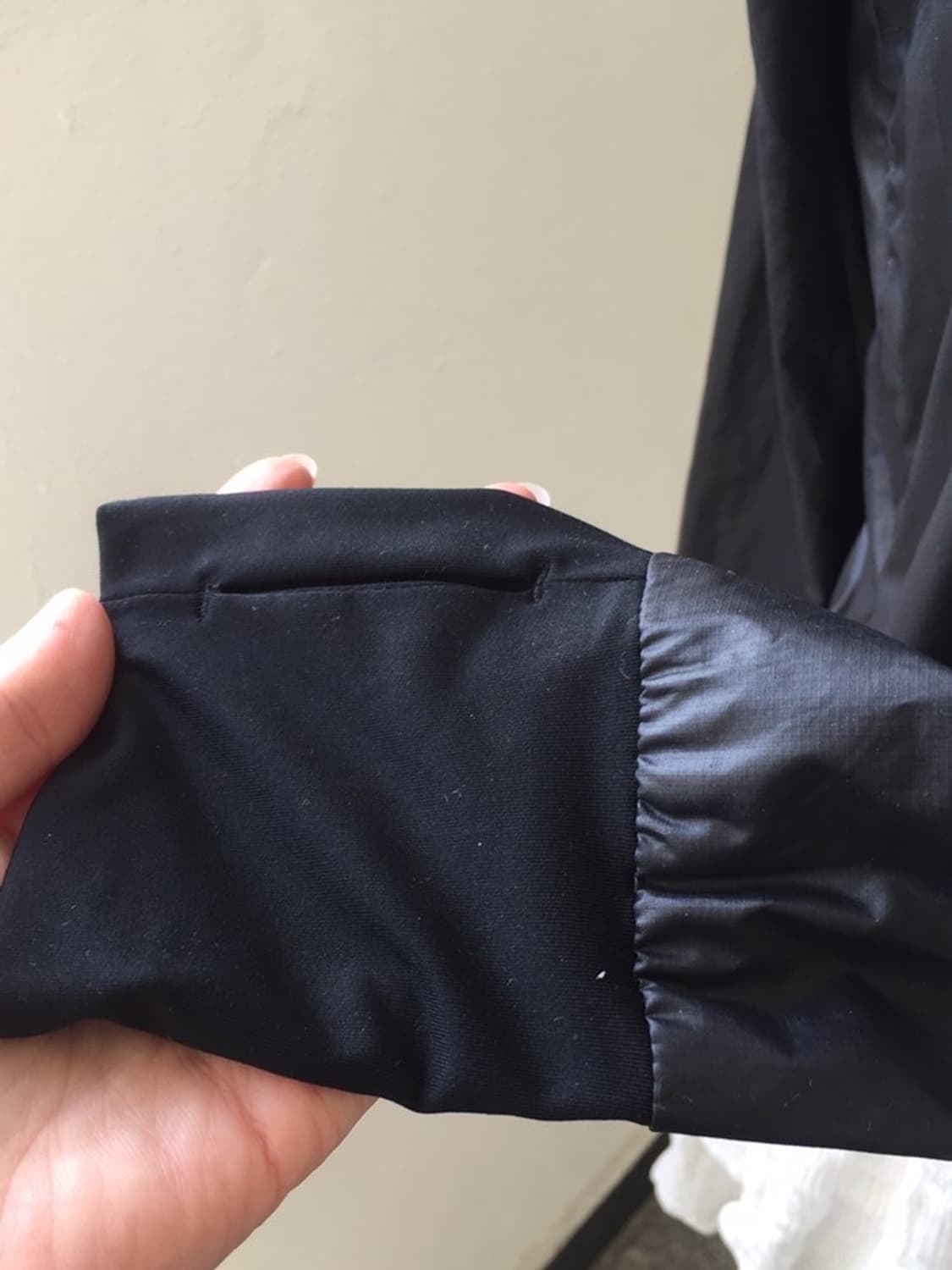 나이키 핸드워머 크롭 바람막이 상품이미지3