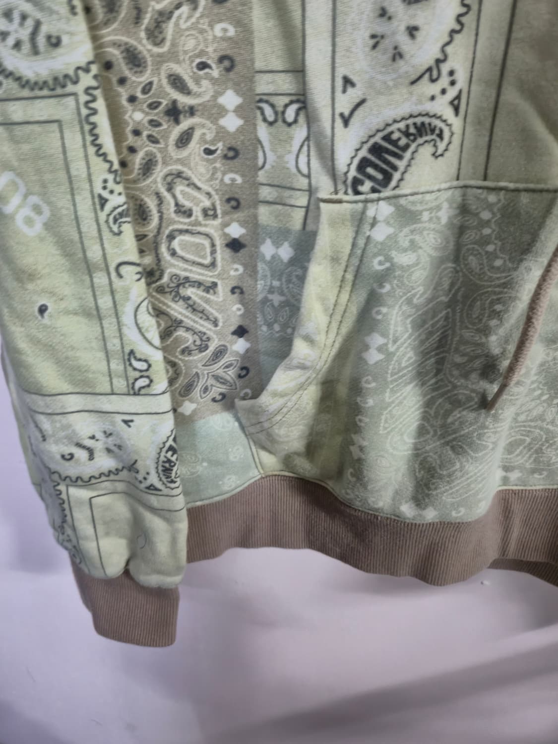 커버낫 페이즐리 패턴 후드티 (l) 상품이미지4