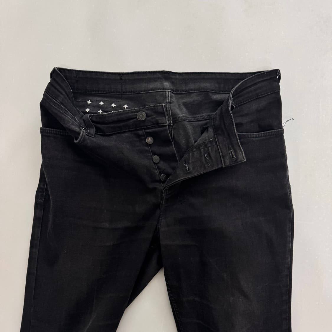 Kusbi 수비 KM50 블랙 진 상품이미지4