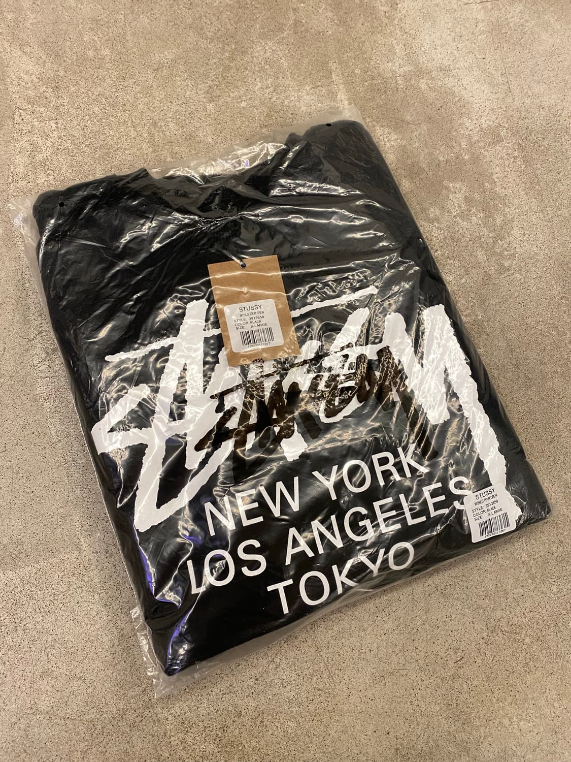 스투시 월드투어 크루넥 상품이미지3