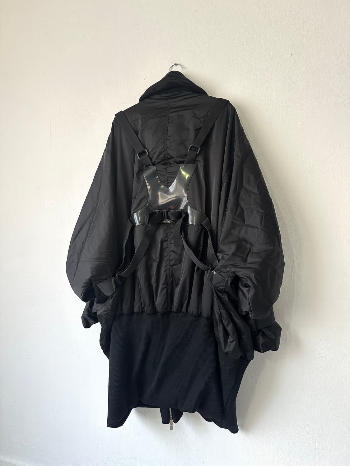 돌체앤가바나 2003AW 파라슈트 본디지 봄버 런웨이 상품이미지5