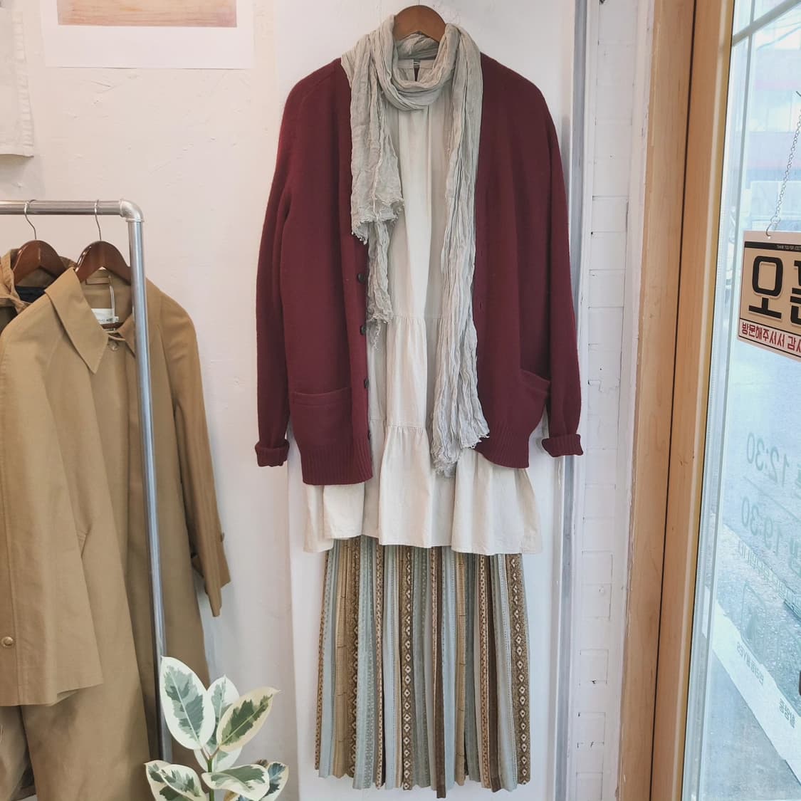 유니클로 버건디레드 울가디건 상품이미지1