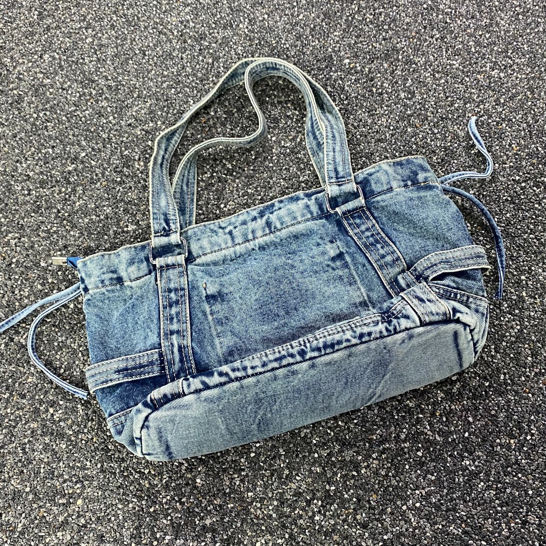 마뗑킴 빅로고 워시드 데님 숄더백 B3449 상품이미지5