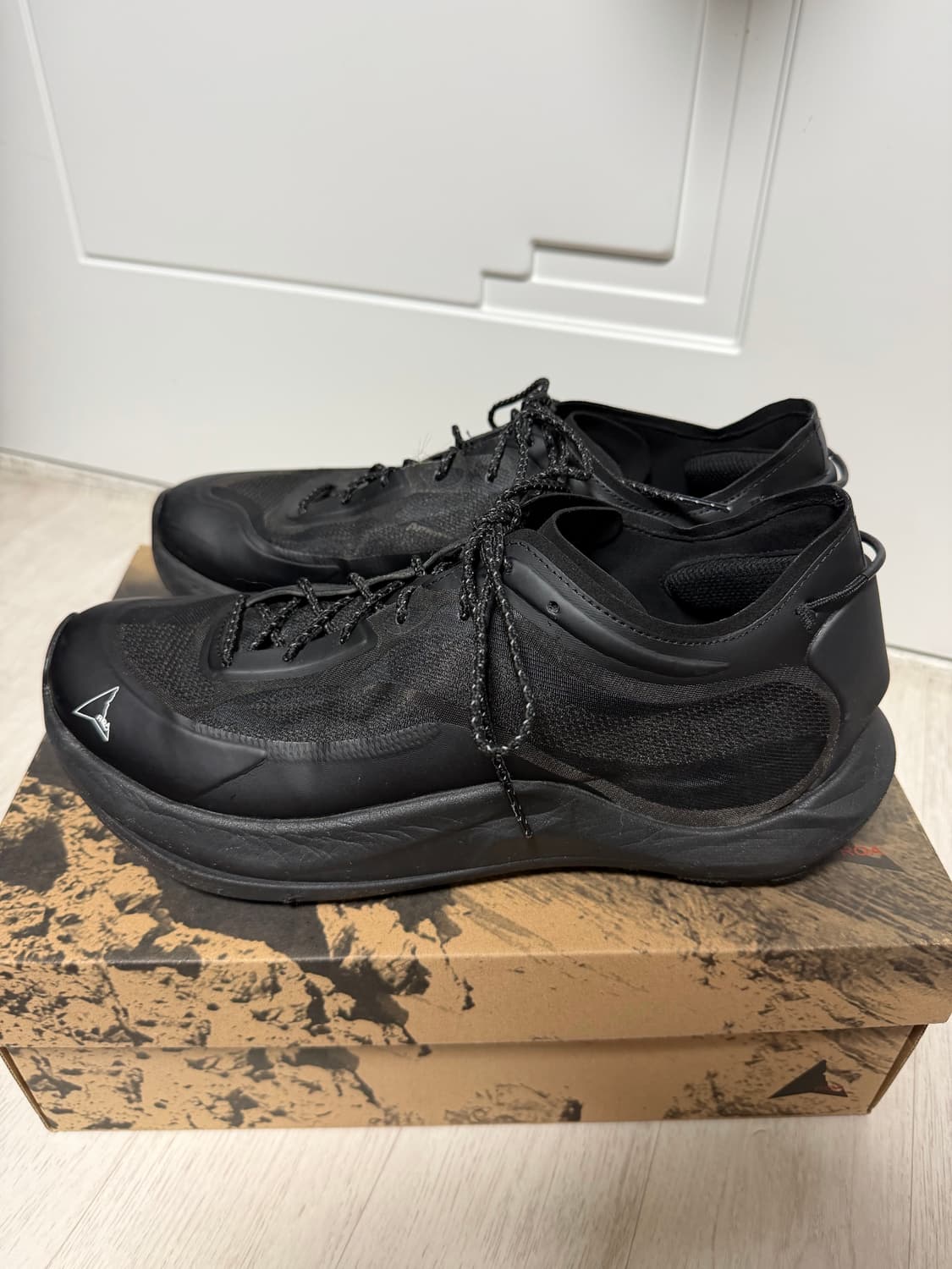 로아 셀라 블랙 280 상품이미지2