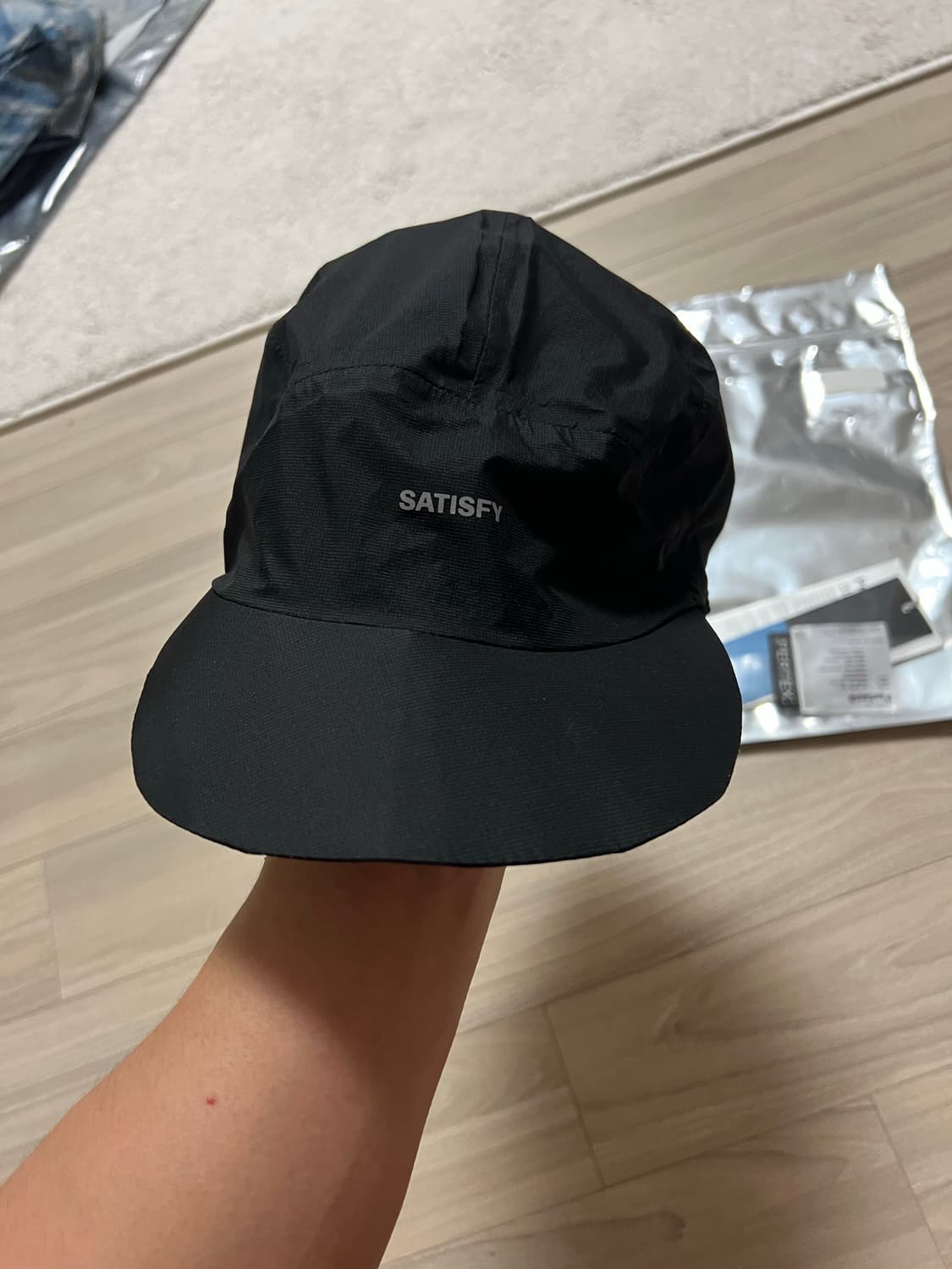 새티스파이 퍼텍스 3L 레인 캡 satisfy 세티스파이 상품이미지3