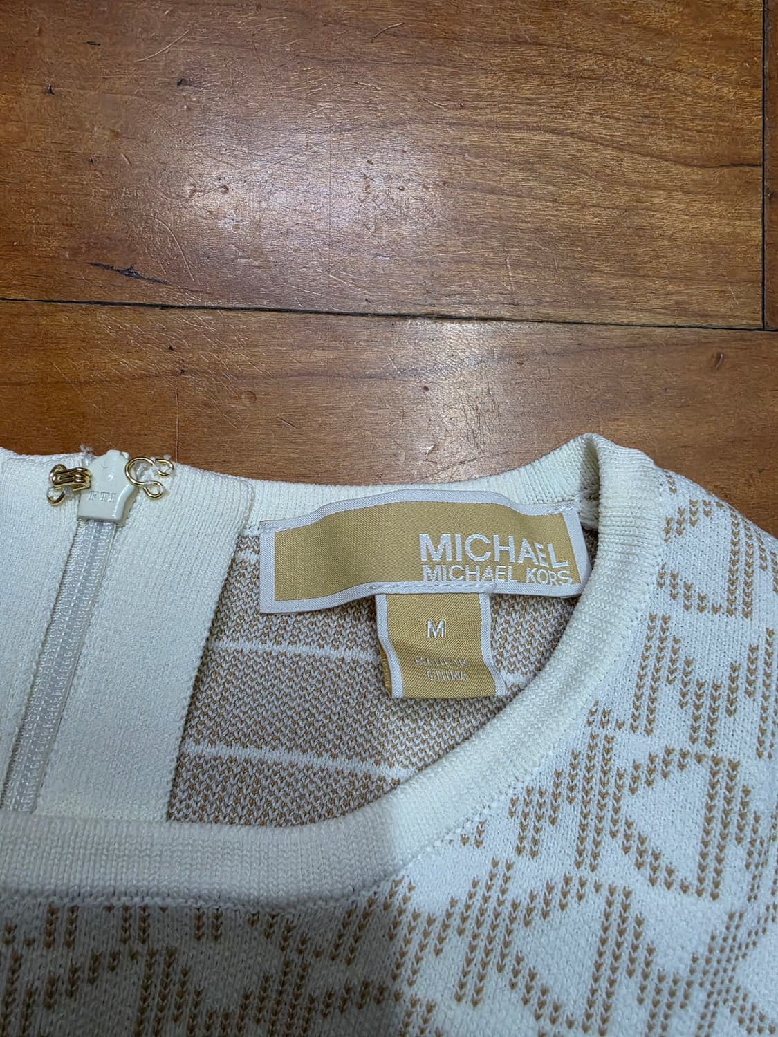 마이클코어스 MK 로고  플리츠 원피스 상품이미지5