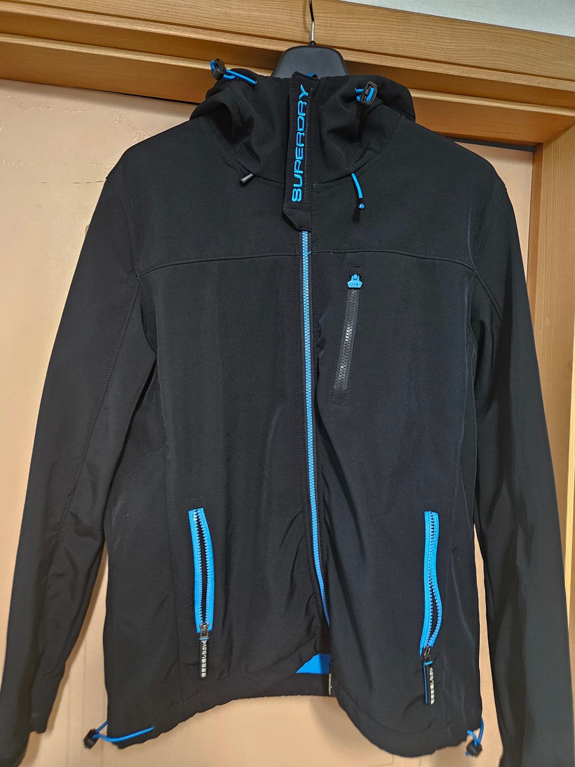 슈퍼드라이 소프트쉘 후드자켓 상품이미지4