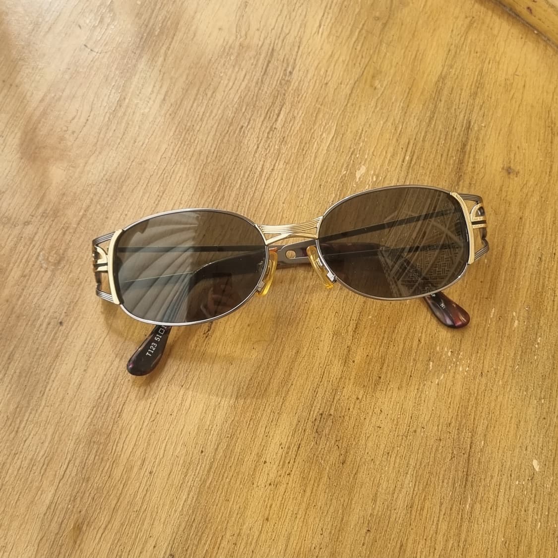 데드스탁 투톤 메탈 오발 선글라스 상품이미지8